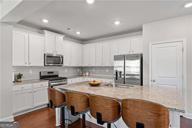 Building Photo - 1030 Shy Ln