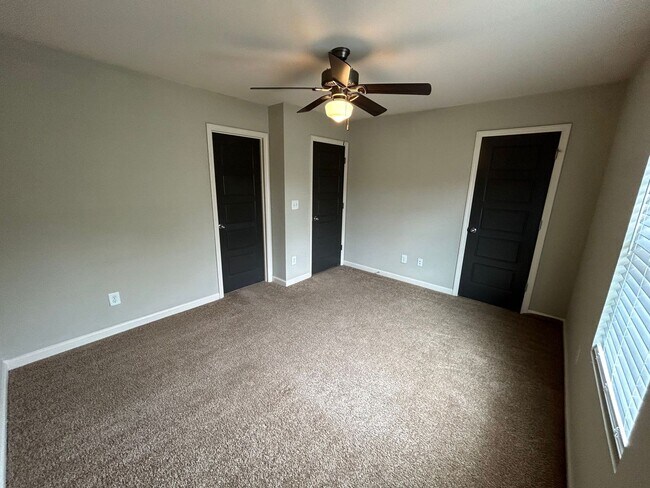 Building Photo - PRE-LEASING FOR AUGUST 2026!