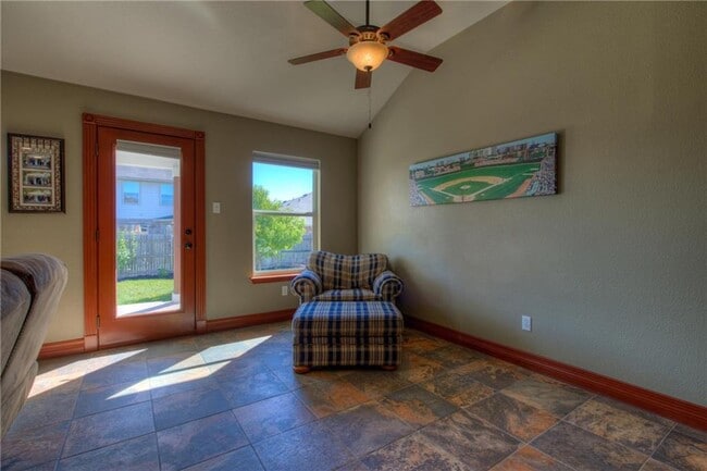 Building Photo - 2206 Brittway Ln