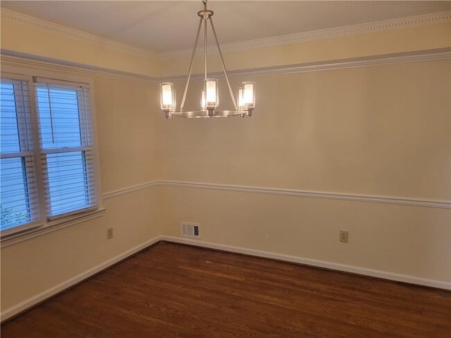 Building Photo - 1373 Camden Walk