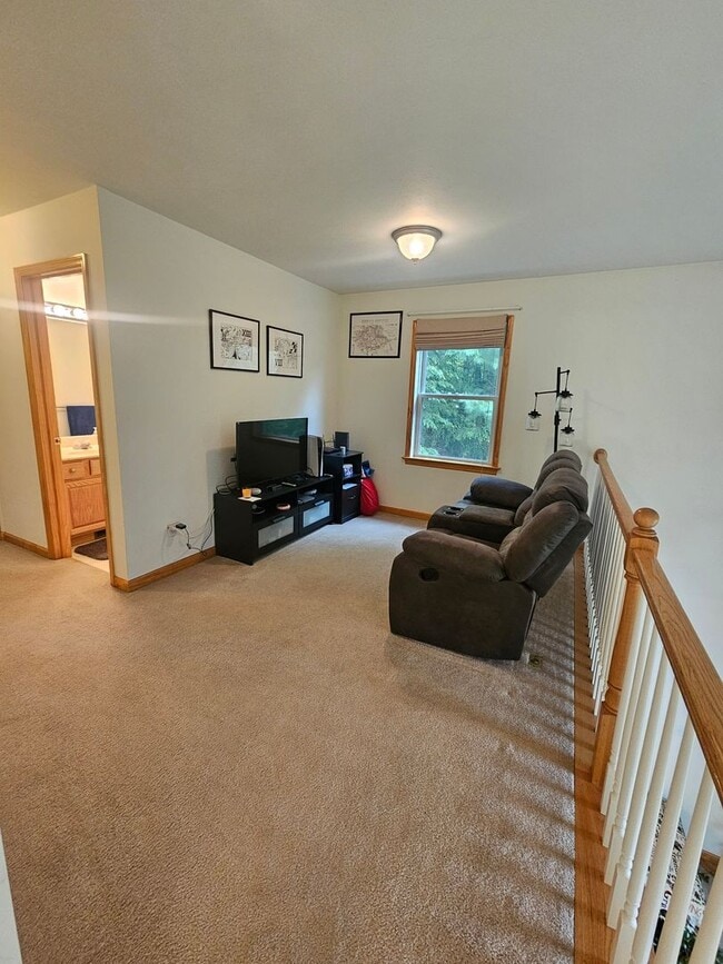 Building Photo - 751 Galen Dr