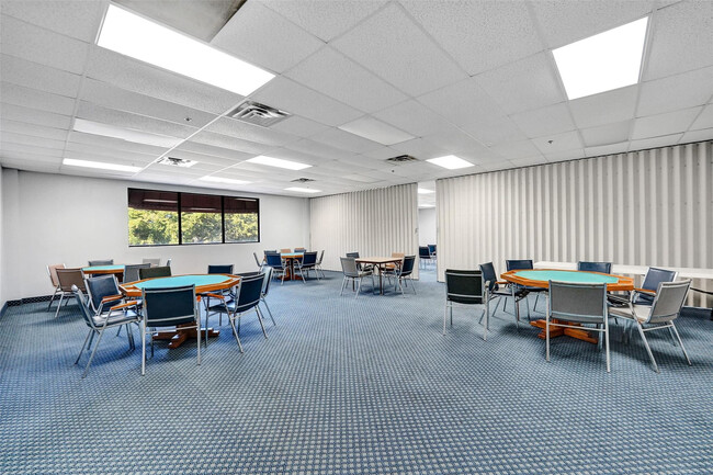 Building Photo - 8900 Washington St