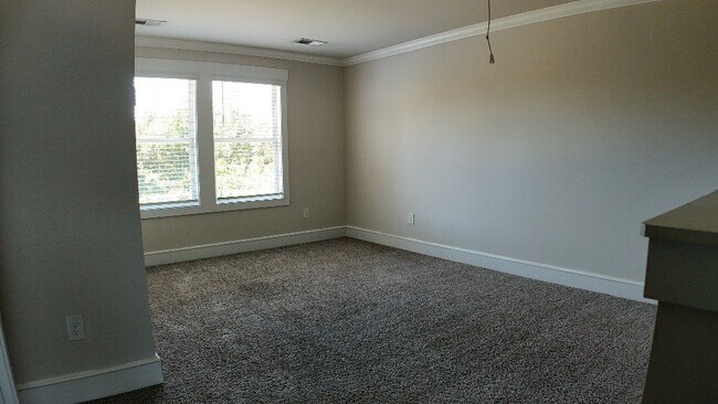 Building Photo - 312 Obsidian Ct