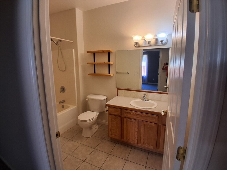 Building Photo - 415 Sherilyn Ct