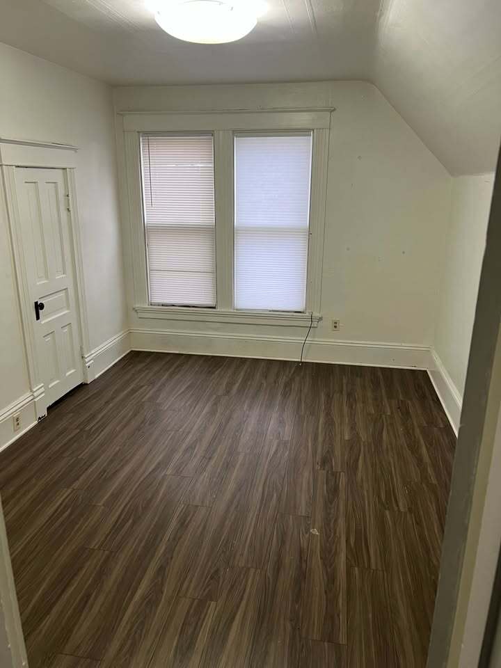 Building Photo - 1111 S 7th St