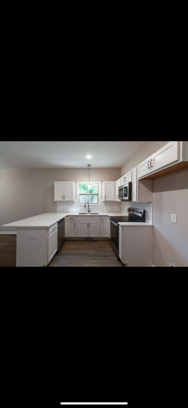 Building Photo - 65 W Fork Dr