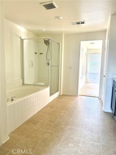 Building Photo - 5926 Sendero Ave