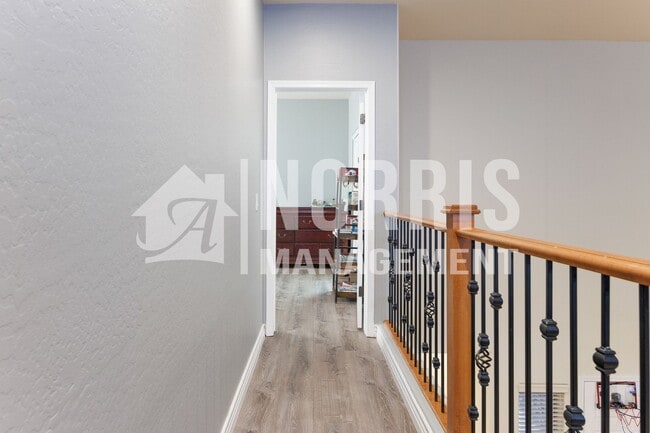 Building Photo - Beautiful Large Home NOT FURNISHED with Pool in Villago Community