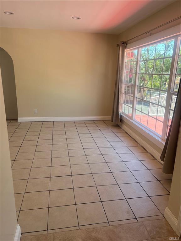 Building Photo - 1674 El Sereno Ave