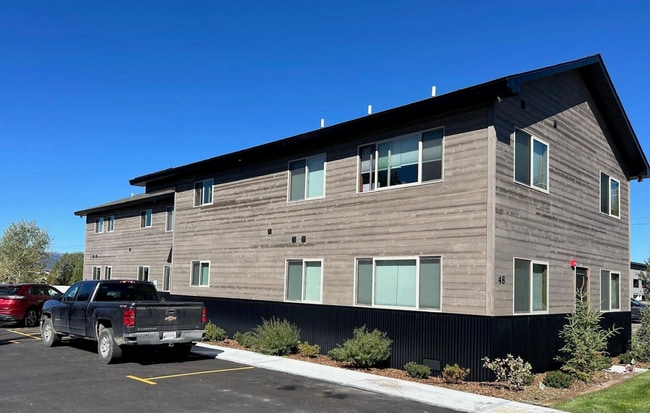 Building Photo - 48 Cedron Rd