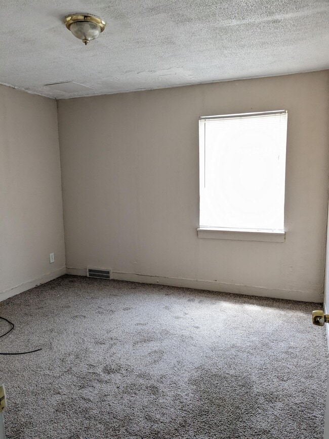 Building Photo - 13988 Prevost St