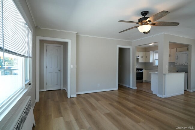 Building Photo - 59 Troy Ave
