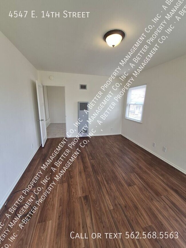 Building Photo - 4547 E 14th St