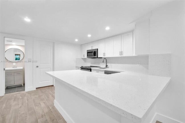 Building Photo - 2372 NW 34th St