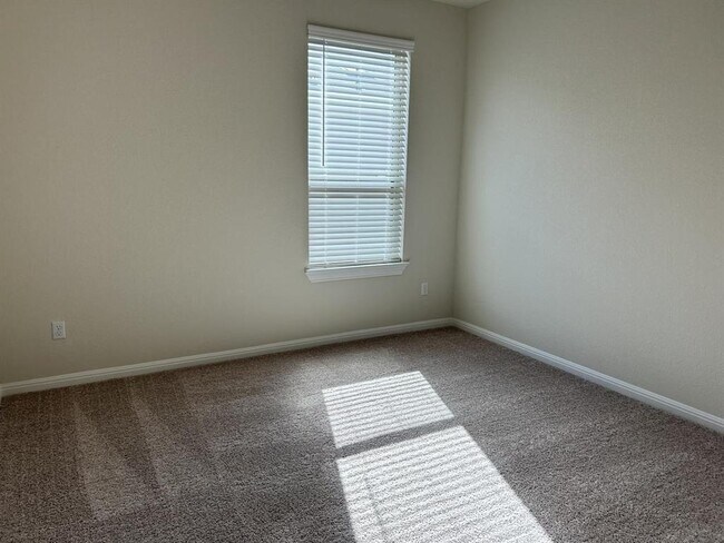 Building Photo - 26 Snowy Plover Ln