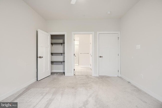 Building Photo - 13605 Otono Dr