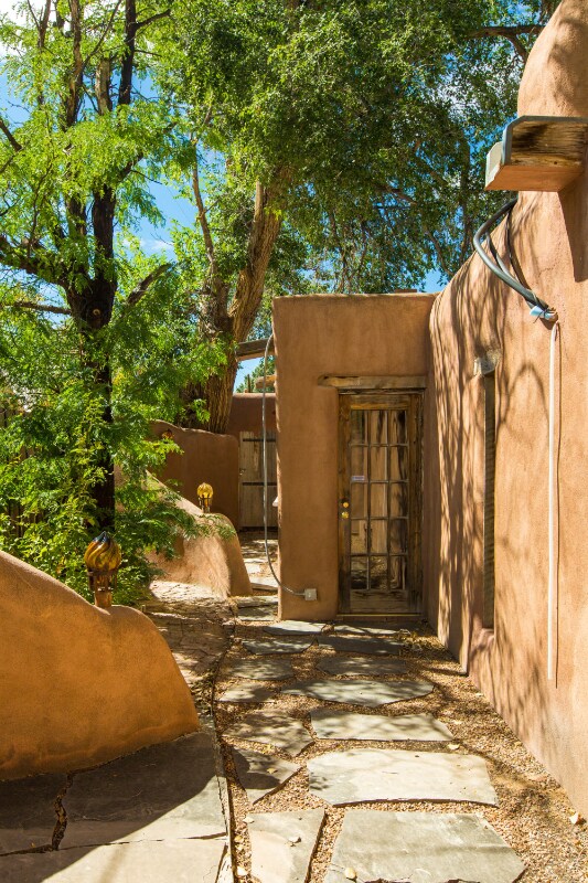 Building Photo - 7617 Guadalupe Trail NW