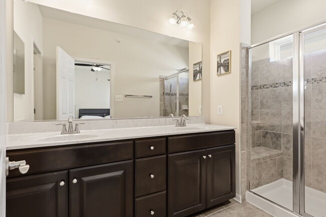 Building Photo - 3 Bed/2.5 Bath End-of-Row Beltsville Townhome