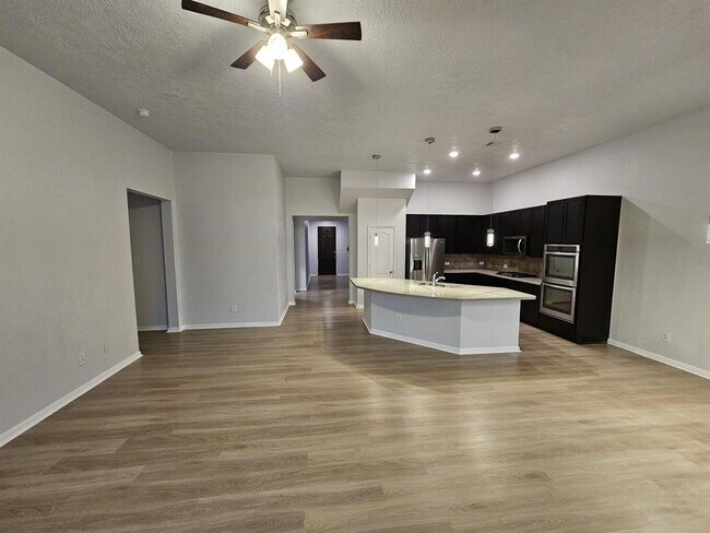 Building Photo - 15615 Carberry Hills Ct