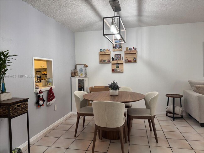 Building Photo - 7703 Camino Real