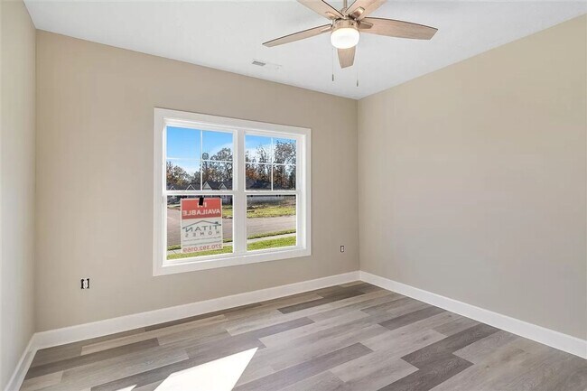 Building Photo - 3116 Rawhide Dr