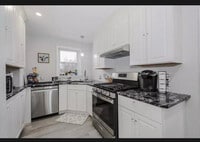 Building Photo - 35 Honora Ave