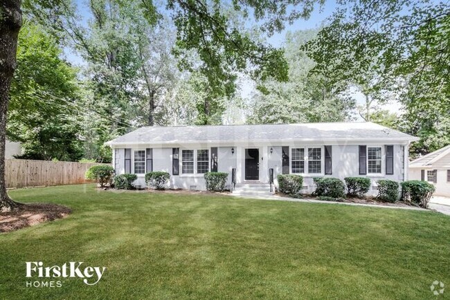 Building Photo - 2822 Rutherford Dr