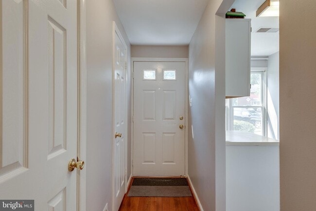 Building Photo - 2133 Whisper Way