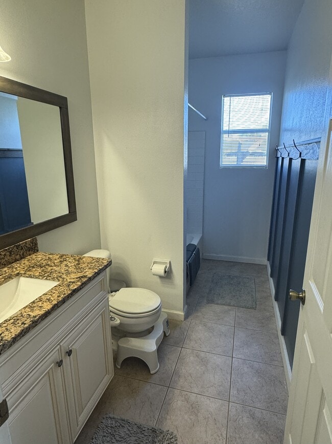 Building Photo - 442 Fillmore Ave NE