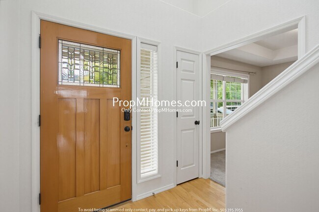 Building Photo - 23858 SW Pinecone Ave