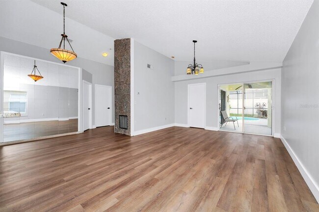 Building Photo - 4314 Bay Vista Dr