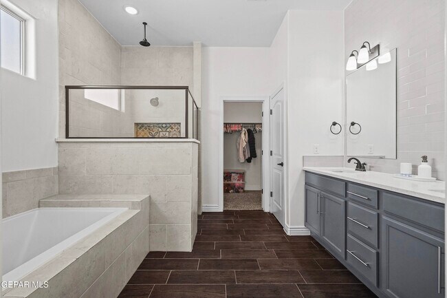 Building Photo - 7376 Cimarron Gap Dr
