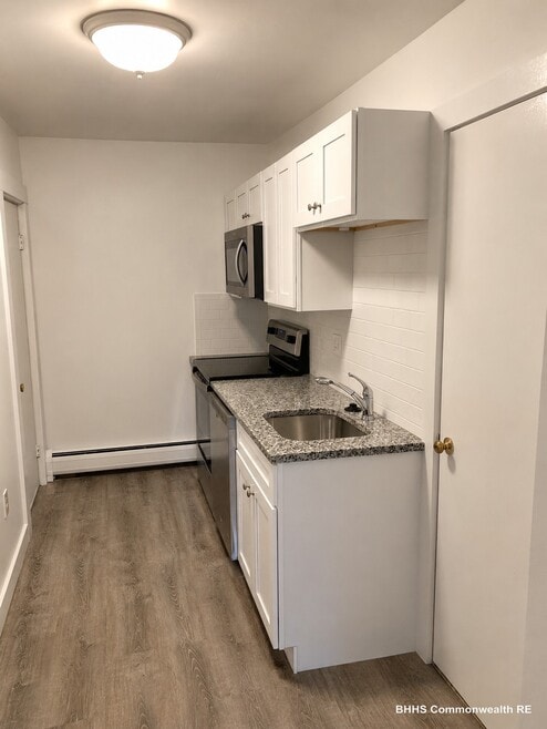 Building Photo - 205 Highland Ave