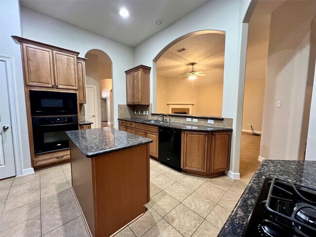 Building Photo - 30511 Riverstone Springs Dr