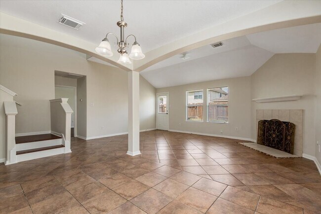 Building Photo - 6023 Barany Ct