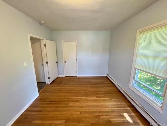 Building Photo - 130 Mahopac Ave
