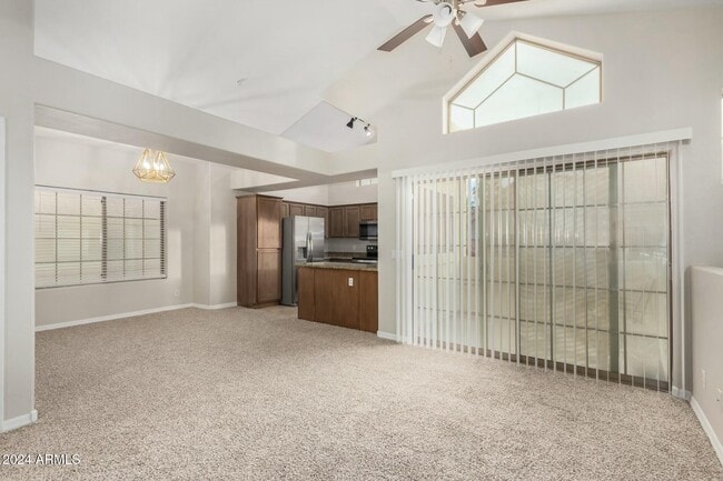 Building Photo - 2801 N Litchfield Rd