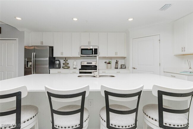 Building Photo - 6082 National Blvd