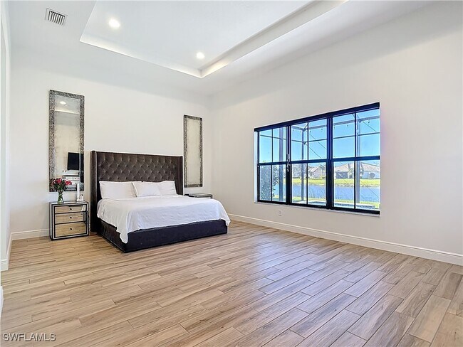 Building Photo - 5023 Salerno St