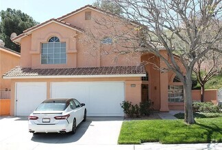 Building Photo - 15321 Daybreak Ln