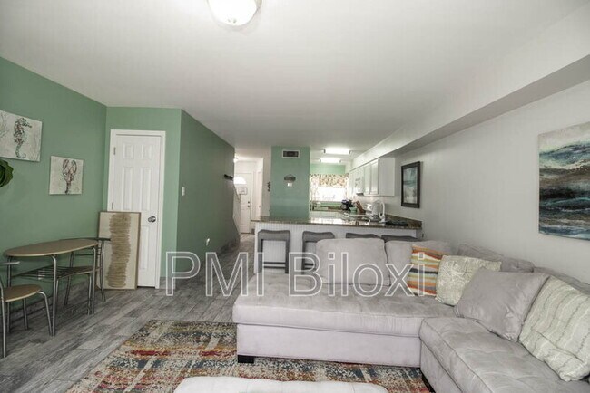 Building Photo - 1664 Beach Blvd