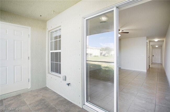 Building Photo - 9089 Gervais Cir