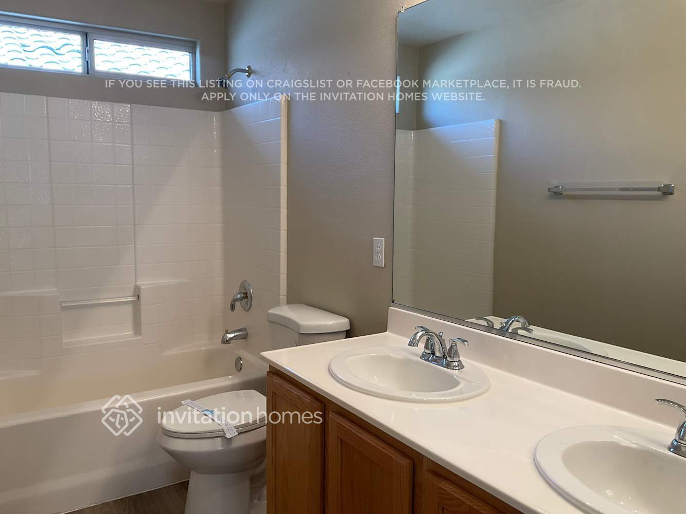 Building Photo - 10928 Salernes St