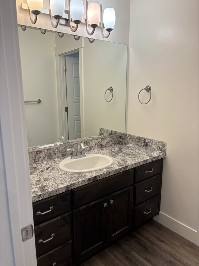 Building Photo - 3420 E Guila Dr