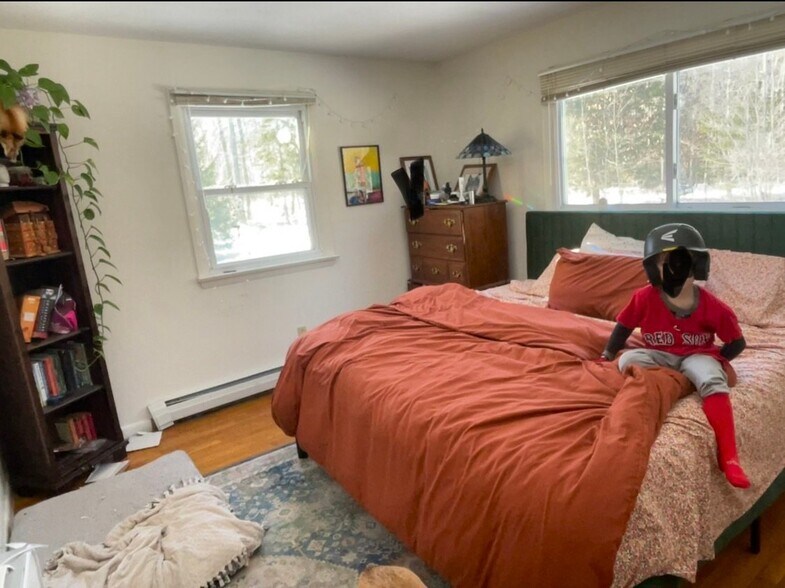 Building Photo - 146 Cathance Rd