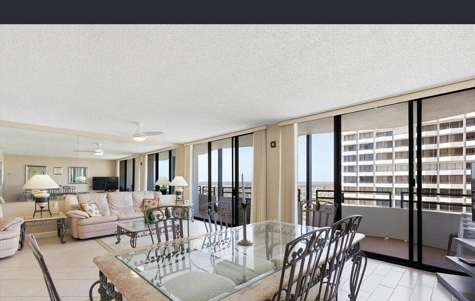 Building Photo - 2828 N Atlantic Ave