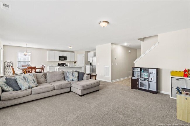 Building Photo - 42 Terrier Ct