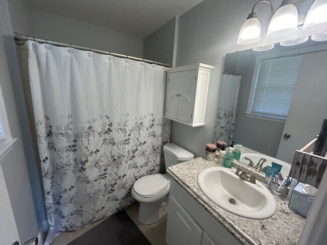 Building Photo - 3220 Woodsen Cir