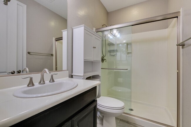 Building Photo - Beautiful Next-Gen Home with Private Entry Suite & Spacious Backyard