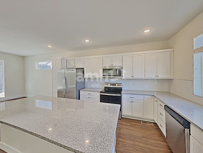 Building Photo - 4355 Crestone Peak St